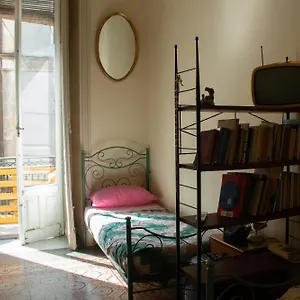 Casa Verdi - House Of Travelers Gasthuis